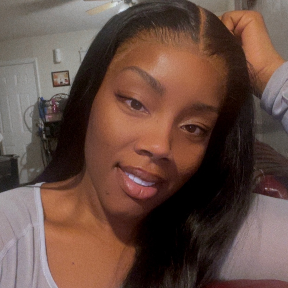 Meet your Posher, Toya